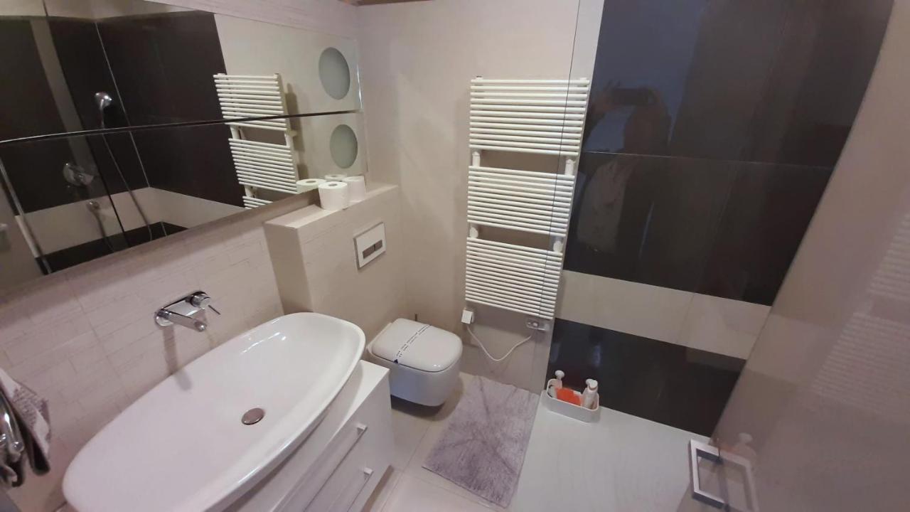 Apartment Iva Omiš Eksteriør billede